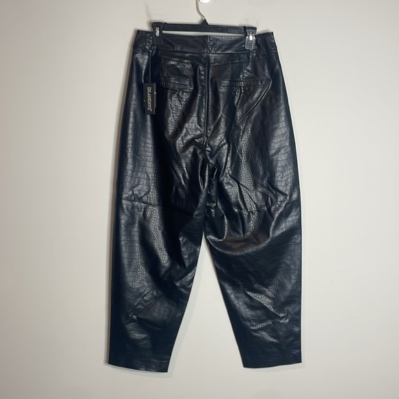 BlankNYC | Women’s Black Vegan Leather Crocodile Print Tapered Pant Size 30 NWT - Picture 6 of 8